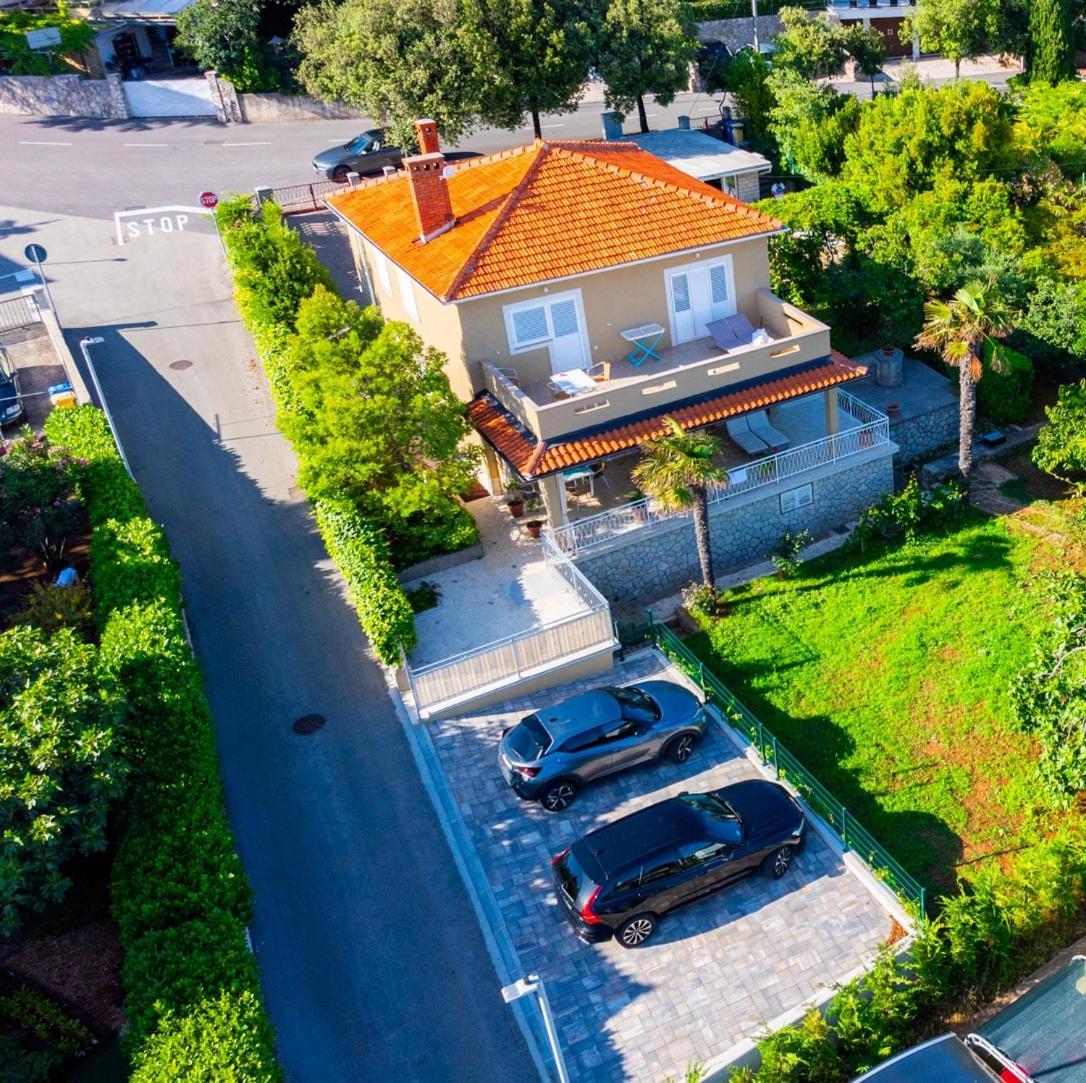 Villa Marica Tiny House In Krk City Centre Крк Экстерьер фото