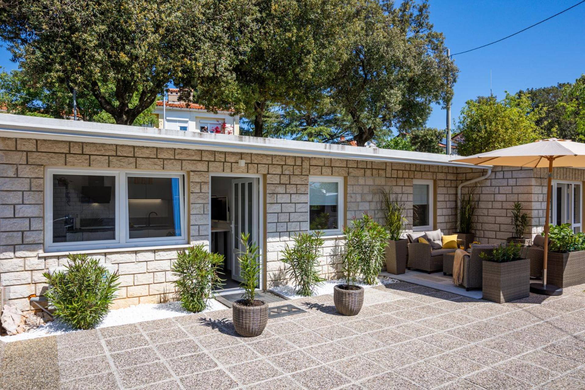 Villa Marica Tiny House In Krk City Centre Крк Экстерьер фото